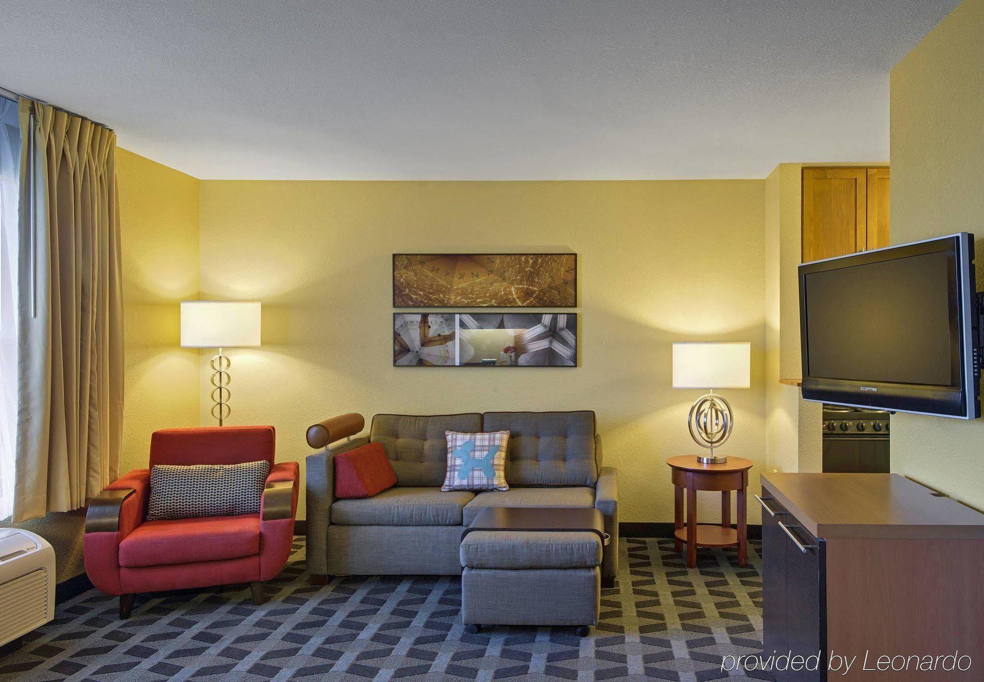 فندق أجنحة تاون بليس كانساس سيتي أوفرلاند بارك المظهر الخارجي الصورة